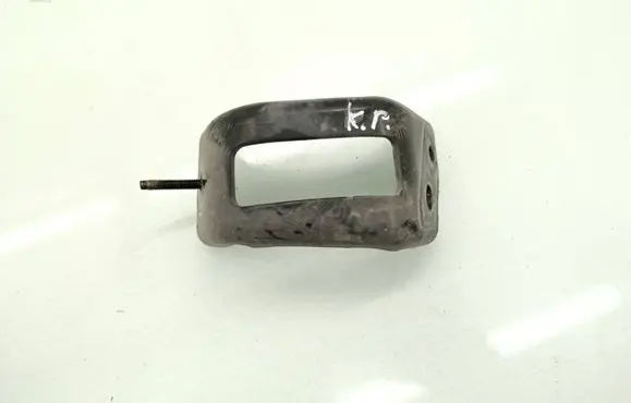 Infiniti QX60 L50 Oil filter mounting bracket 
