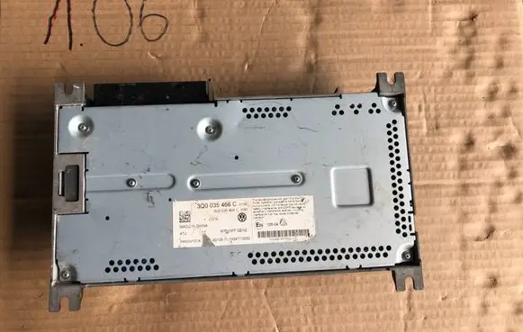 Volkswagen PASSAT B7 Sound amplifier 3Q0035466C