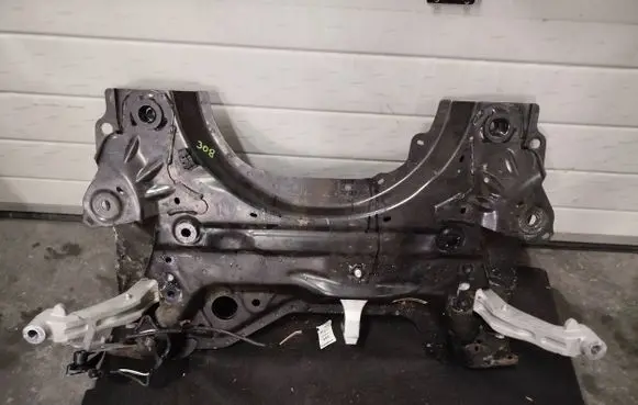 Peugeot 308 Front subframe