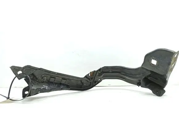 Headlight/headlamp mounting bracket