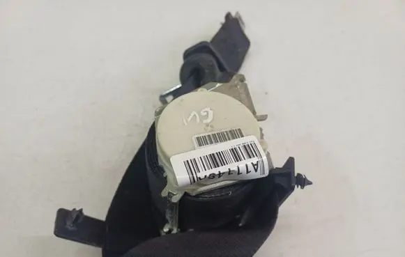 Ford S-MAX Rear seatbelt 