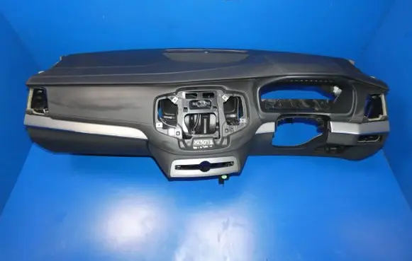 Volvo XC90 Dashboard 