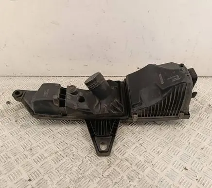 BMW 3 GT F34 Air filter box 7597589