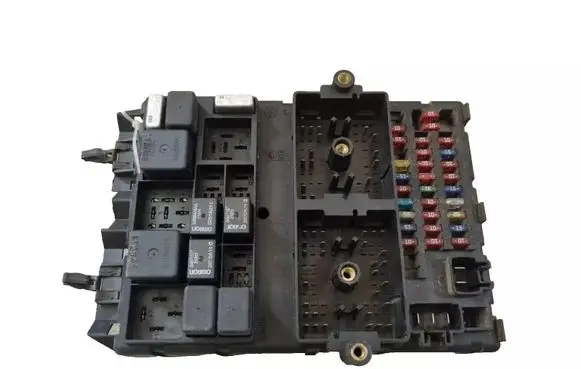 Jeep Grand Cherokee (WJ) Fuse module 56042942AC P56042942AC