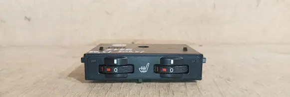 Lexus IS 220D-250-350 Seat heating switch 453451