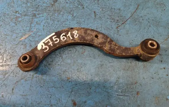 Lexus CT 200H Rear upper control arm/wishbone 4877012010