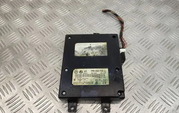 Volkswagen Caddy Bluetooth control unit module 7P6035730J