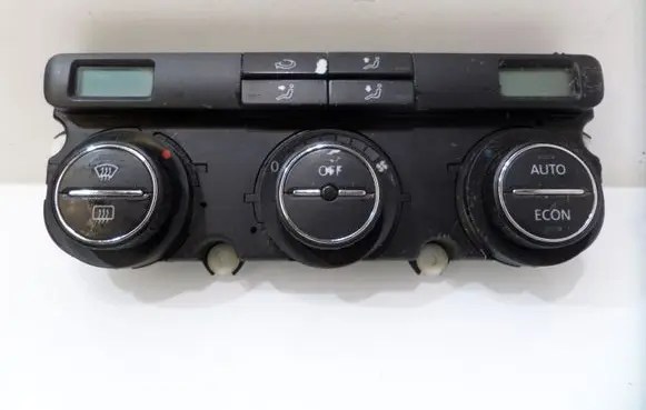 Volkswagen Touran I Seat heating switch