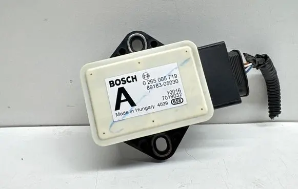Toyota Verso ESP acceleration yaw rate sensor 0265005719 7019032