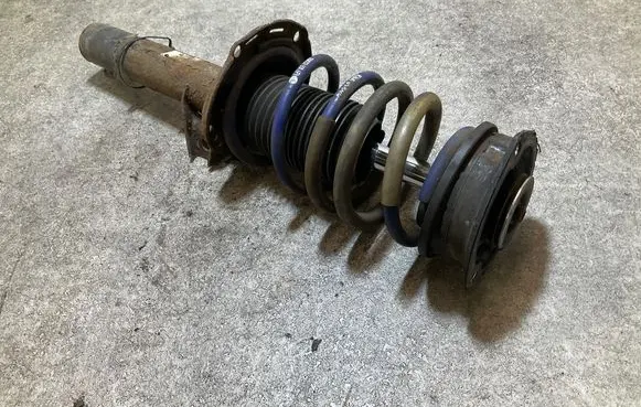 Skoda Octavia Mk3 (5E) Front shock absorber/damper