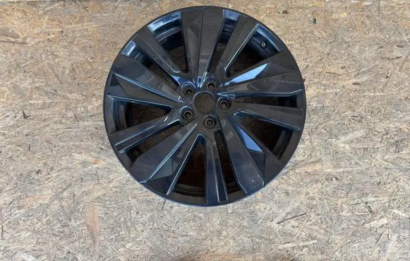 R19 alloy rim