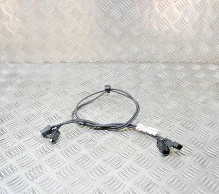 Tesla Model S AUX in-socket connector 100481508B