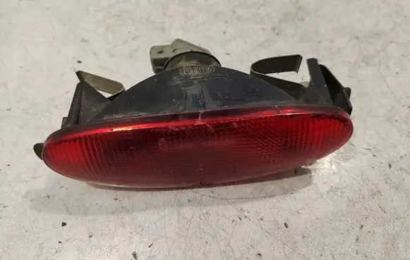 Peugeot 206 Third/center stoplight