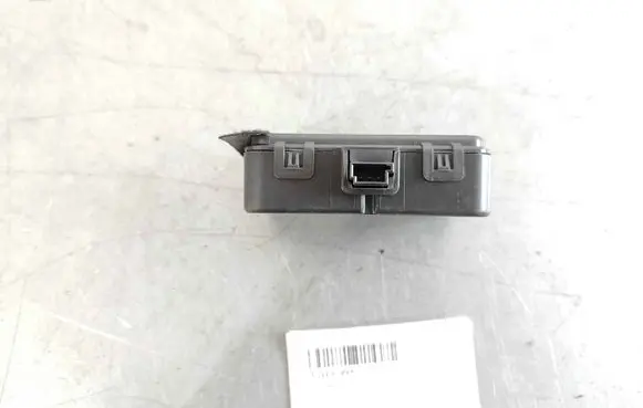 Jaguar XF X260 Keyless system antenna T2H37995
