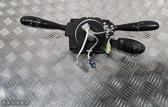 Wiper turn signal indicator stalk/switch