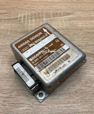 Audi A4 S4 B5 8D Airbag control unit/module 8A0959655B 0285001037
