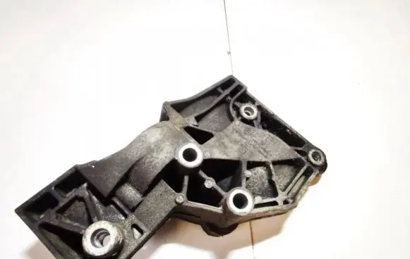 Opel Insignia A Engine mounting bracket 55562863 532274354