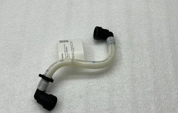 Audi A3 8Y Fuel line/pipe/hose 5Q0201160AD 5Q0201160