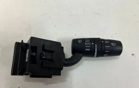 Mazda 3 III Wiper control stalk 17J671