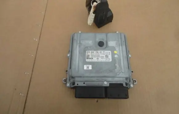 Mercedes-Benz ML W164 Engine ECU kit and lock set A6421502277