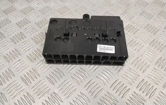 Mercedes-Benz Sprinter W906 Fuse module A9065400250