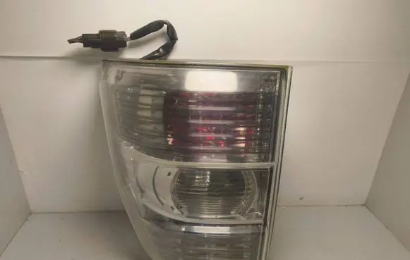Mitsubishi Pajero Rear/tail lights 22087872