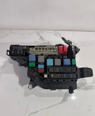 Toyota Prius (XW20) Fuse box set