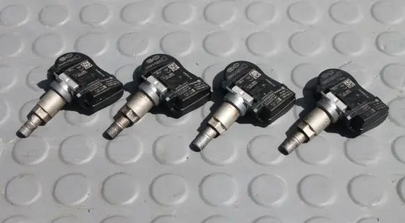 KIA Optima Tire pressure sensor 52933-D4100 52933D4100 A2C96221101
