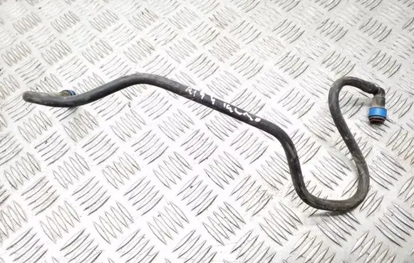 Mazda 3 I Fuel line pipe