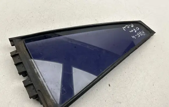 Toyota RAV 4 (XA30) Rear vent window glass P5546G 07000787222