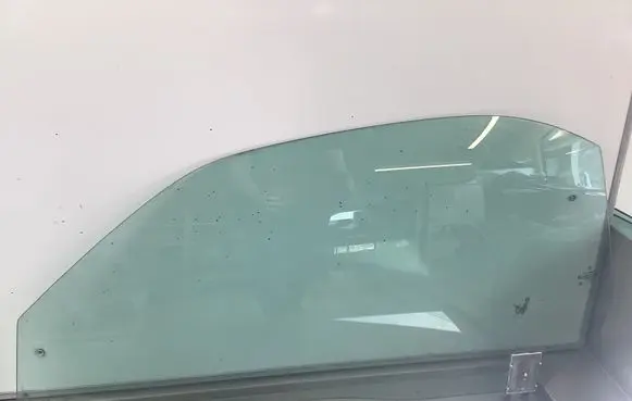 Mercedes-Benz SLK R170 Front door window/glass (coupe) 43R001582