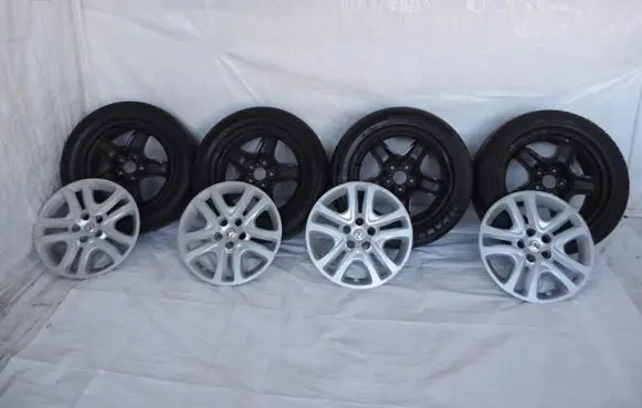 R18 alloy rim