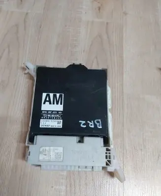 Toyota Avensis T270 Other control units/modules 88281CA320