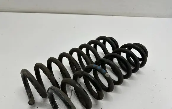 Mercedes-Benz E W213 Rear coil spring