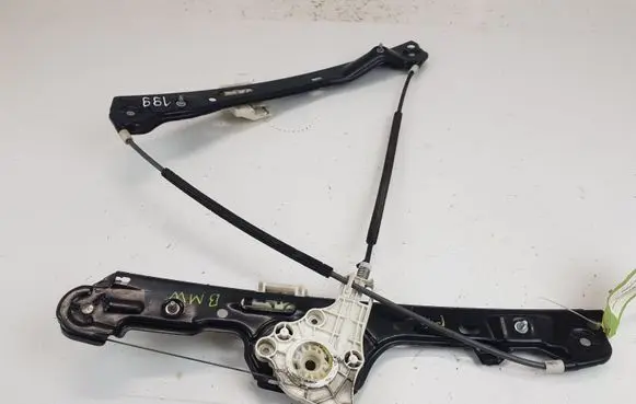 BMW 1 E81 E87 Front window lifting mechanism without motor 7067795S 7138465E