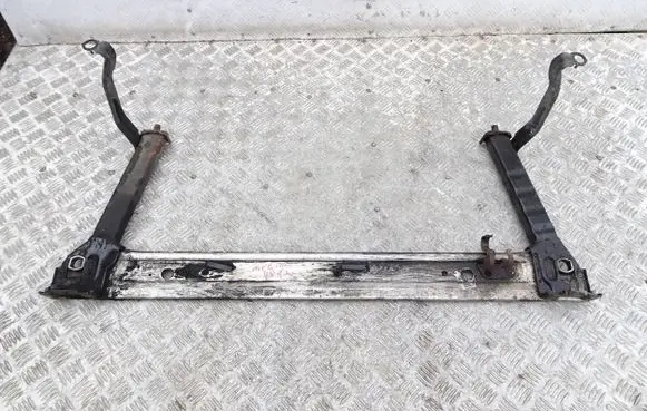 Renault Megane III Front bumper support beam 