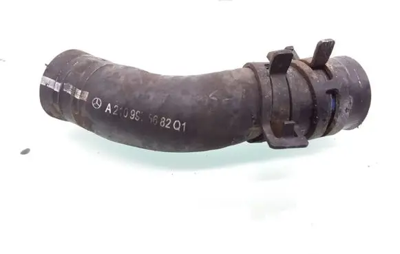 Mercedes-Benz C W203 Power steering hose/pipe/line A2109975682