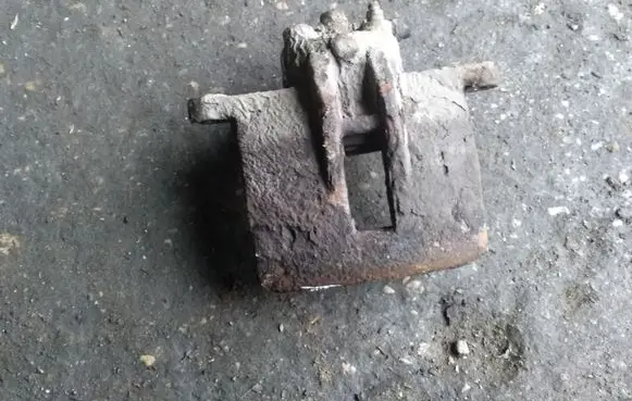 Toyota Corolla E120 E130 Front brake caliper