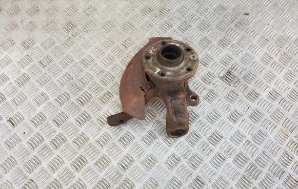 Volkswagen Transporter - Caravelle T4 Front wheel hub