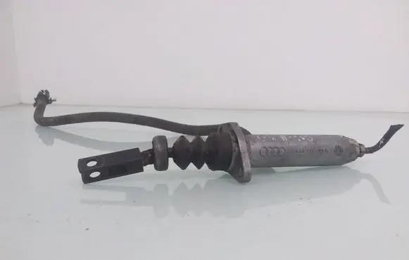 Audi 100 S4 C4 Clutch master cylinder 443721401A