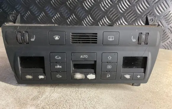 Audi A6 S6 C5 4B Climate control unit 4B0820043AP 5HB00760461 0208H018