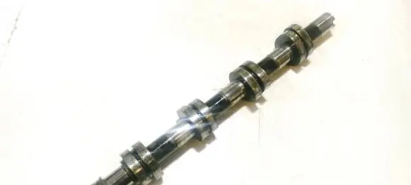 Volkswagen PASSAT B6 Camshaft 