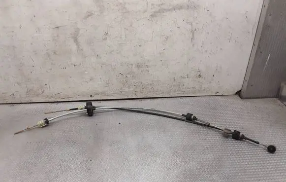 Opel Zafira B Gear shift cable linkage 55351949ey