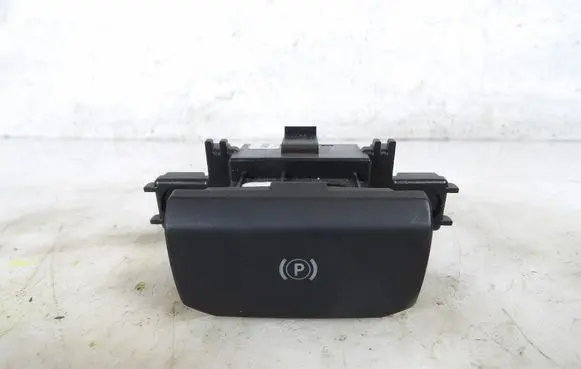 Peugeot 508 RXH Other switches/knobs/shifts 96661121