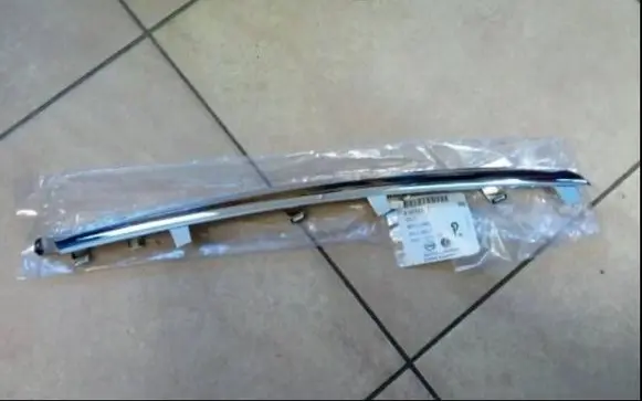 Opel Insignia A Front bumper splitter molding 22787084 NE60922