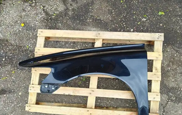 Volvo V50 Fender