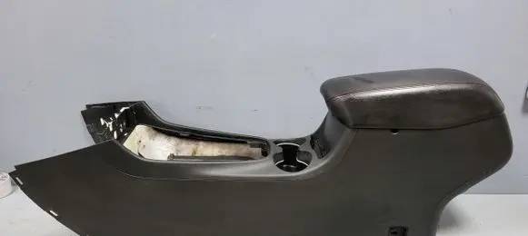 Jeep Cherokee Center console 