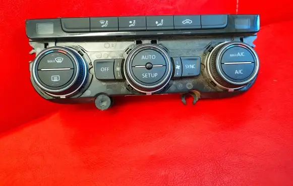 Volkswagen Golf VII Climate control unit 5G0907044Q