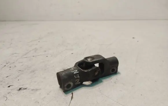 Toyota Avensis T250 Steering column universal joint 