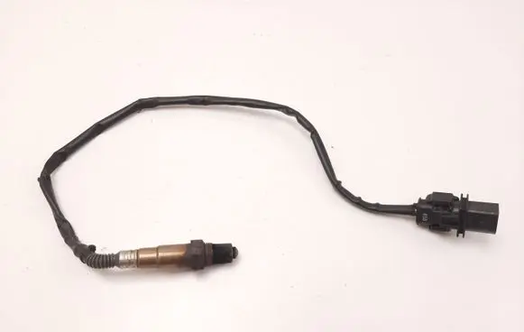 Volkswagen PASSAT B7 Lambda probe sensor 03C9606262B 0281004085